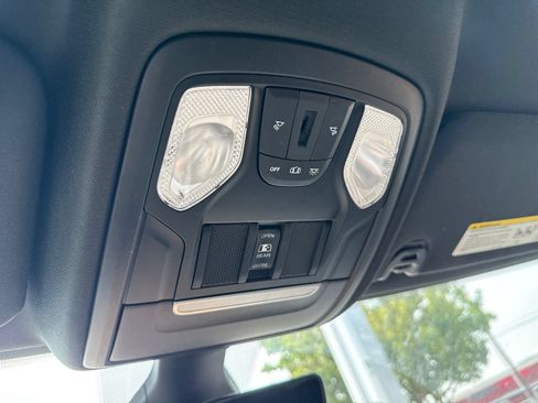 Used 2019 RAM 2500 Big Horn AWD/4WD image 9