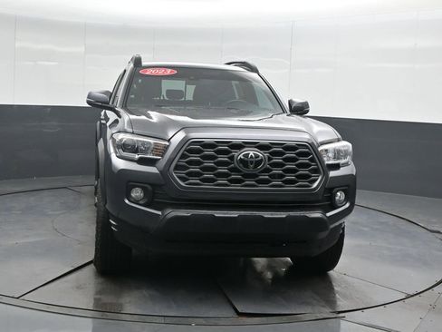 Used 2023 Toyota Tacoma TRD Off-Road image 5
