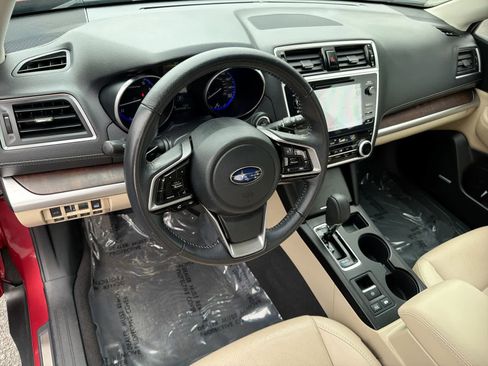 Used 2019 Subaru Outback 3.6R Limited image 9