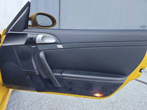 Used 2006 Porsche 911 Carrera 4S image 21