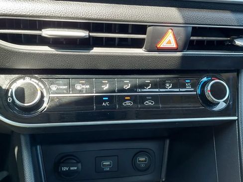 Used 2023 Hyundai Sonata SE FWD image 24