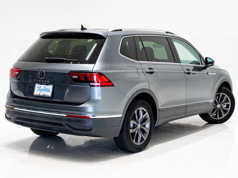 Used 2023 Volkswagen Tiguan SE FWD image 36