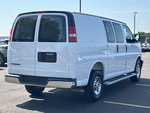Certified 2025 Chevrolet Express 2500 w/ Driver Convenience Package RWD image 4