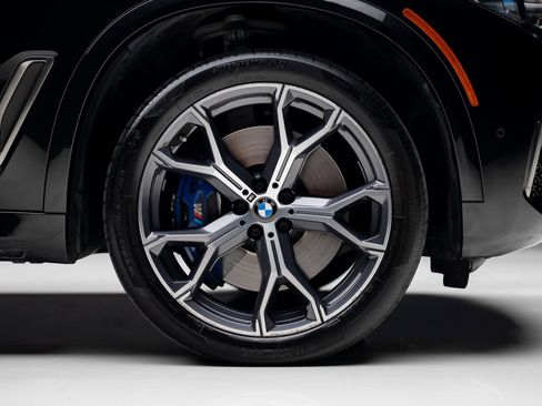 Used 2023 BMW X5 M50i w/ Executive Package image 39