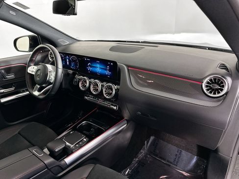 Certified 2023 Mercedes-Benz GLA 250 image 27