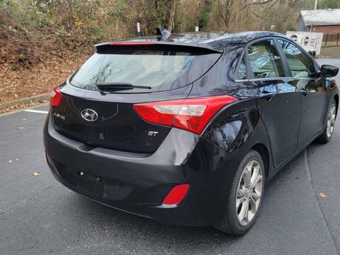 Used 2013 Hyundai Elantra GT w/ Touch & Go Pkg image 2