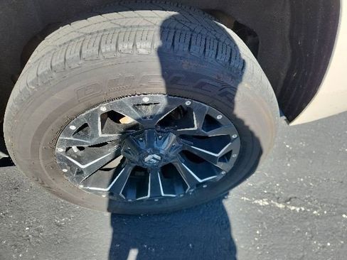 Used 2015 Chevrolet Tahoe LT AWD/4WD image 6