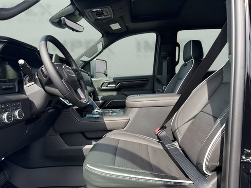 New 2026 GMC Sierra 2500 AT4X AWD/4WD image 12