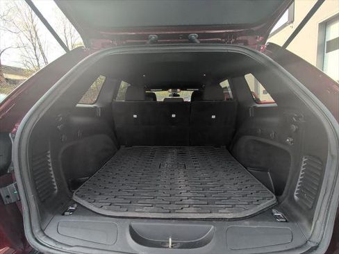 Certified 2020 Jeep Grand Cherokee Laredo RWD image 14