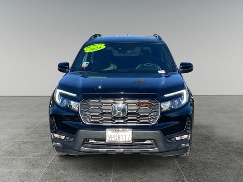 Used 2025 Honda Passport TrailSport image 8