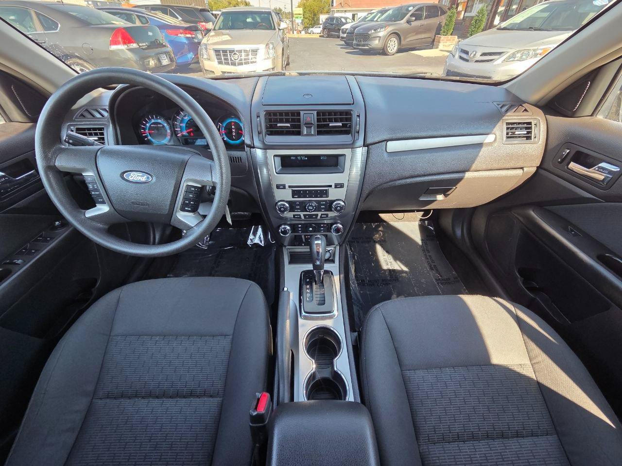 Used 2011 Ford Fusion SE FWD image 20