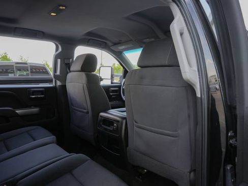 Used 2018 Chevrolet Silverado 1500 LT w/ Texas Edition AWD/4WD image 39