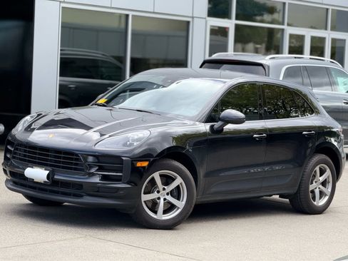 Used 2020 Porsche Macan image 2