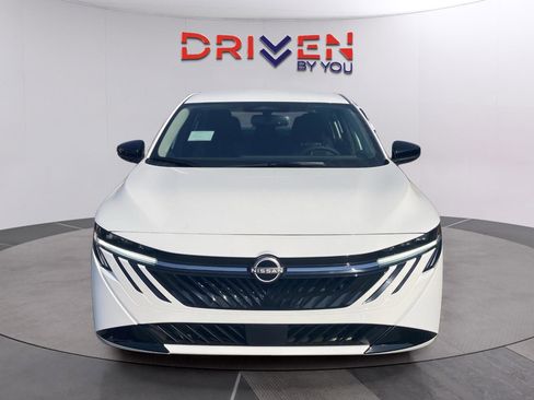 New 2026 Nissan Sentra SV w/ SV Convenience Package FWD image 9