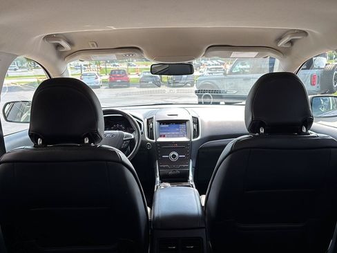 Used 2019 Ford Edge Titanium w/ Cold Weather Package AWD/4WD image 29