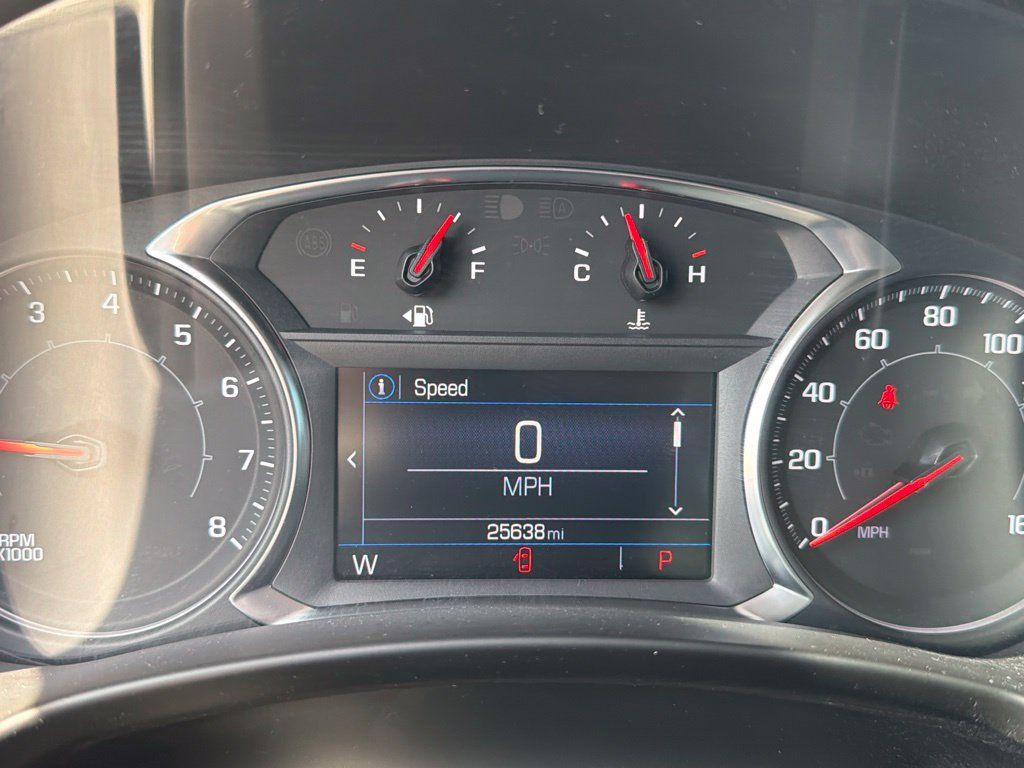 Used 2024 GMC Terrain SLE FWD image 15