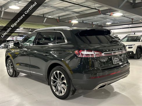 Certified 2023 Lincoln Nautilus Reserve image 4