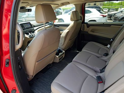 Used 2023 Honda Odyssey EX-L image 26