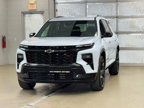 New 2026 Chevrolet Traverse RS FWD image 3