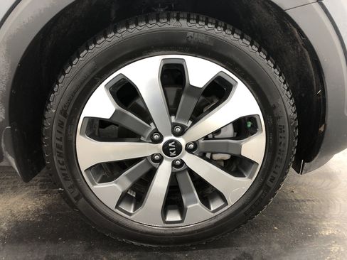 Used 2020 Kia Telluride S w/ S 8 Passenger Seating Package image 24