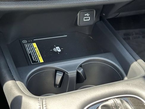 Used 2025 Honda HR-V EX-L image 29
