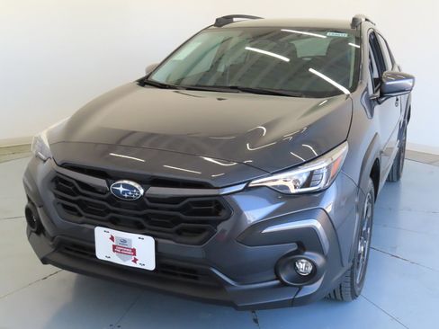 Used 2026 Subaru Crosstrek 2.5i Limited AWD/4WD image 8