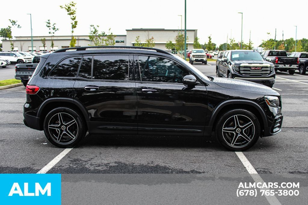 Used 2025 Mercedes-Benz GLB 250 image 8