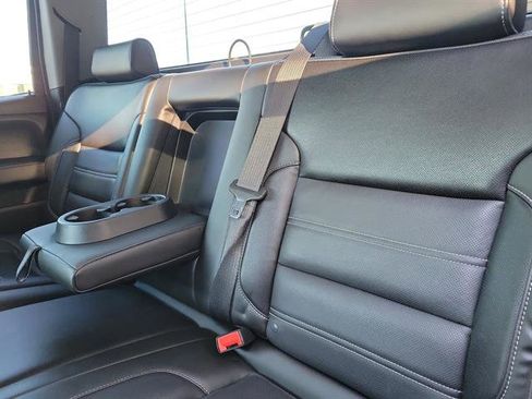 Used 2018 GMC Sierra 2500 Denali w/ Duramax Plus Package image 8