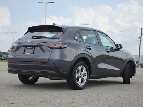 Used 2023 Honda HR-V LX image 15