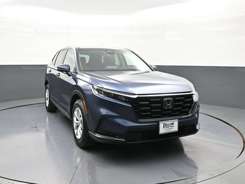 Certified 2025 Honda CR-V LX image 3