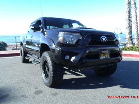 Used 2013 Toyota Tacoma PreRunner image 7