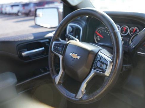 Used 2021 Chevrolet Silverado 1500 LT image 25