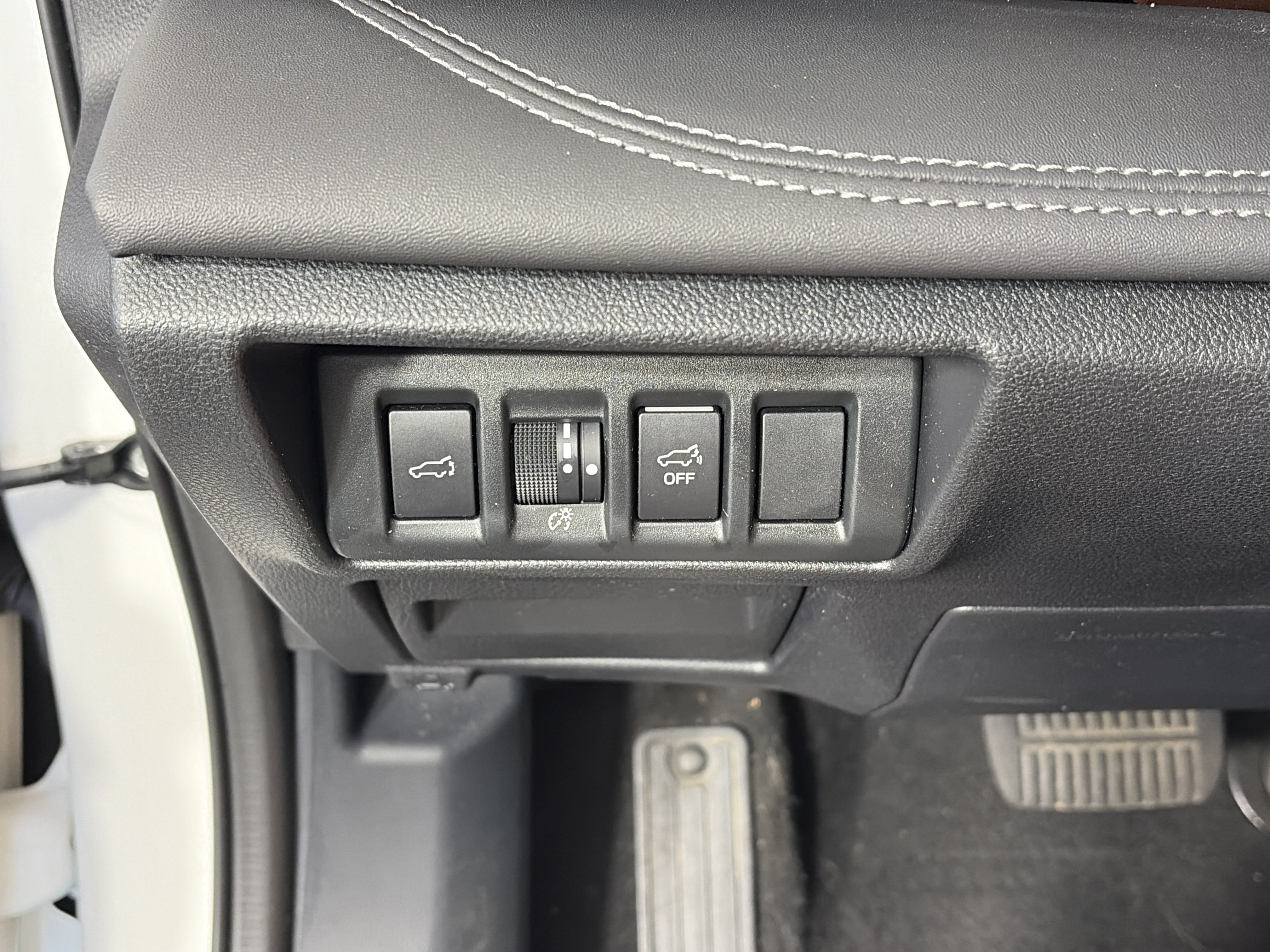 Used 2021 Subaru Outback Touring AWD/4WD image 28