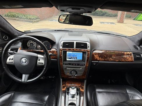 Used 2011 Jaguar XK Coupe image 19