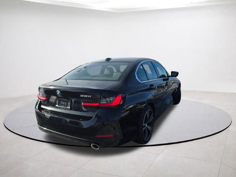 Used 2024 BMW 330i xDrive Sedan w/ Convenience Package image 7