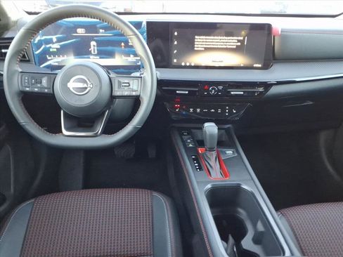 New 2026 Nissan Kicks SR image 9