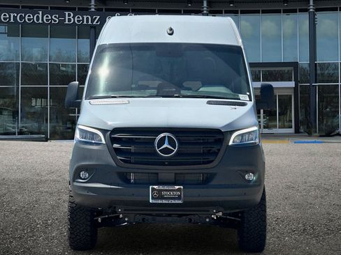 New 2026 Mercedes-Benz Sprinter 2500 image 9