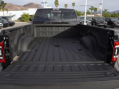 Used 2019 RAM 3500 Laramie AWD/4WD image 43