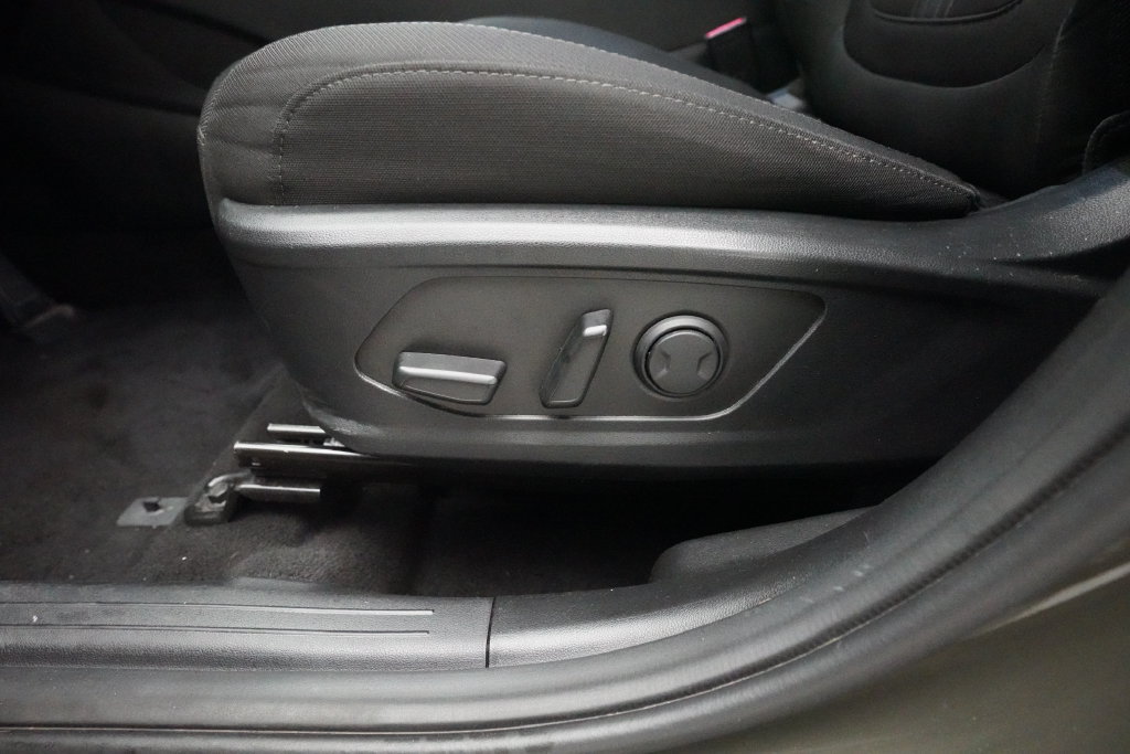 Used 2025 Hyundai Tucson SEL AWD/4WD image 28