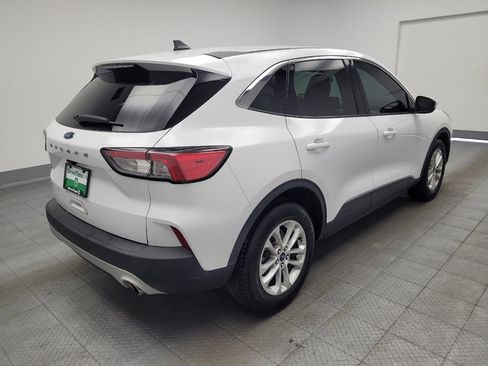 Used 2021 Ford Escape SE FWD image 9