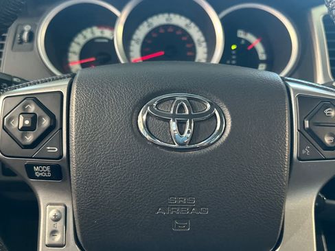 Used 2014 Toyota Tacoma PreRunner w/ TRD Sport Package RWD image 24