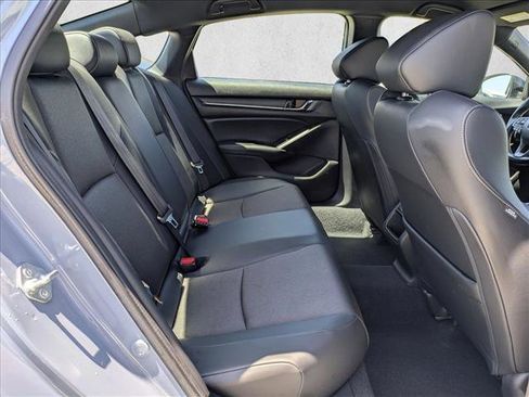 Used 2022 Honda Accord Sport image 18