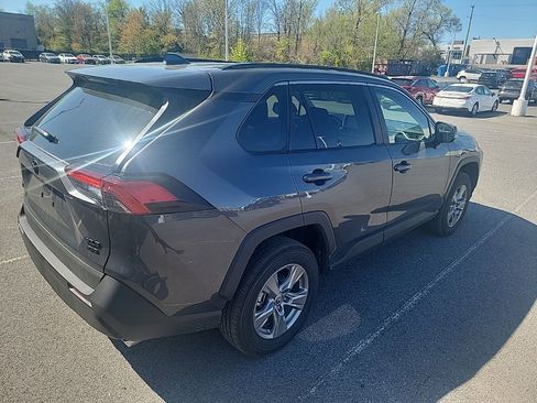 Used 2025 Toyota RAV4 XLE image 14