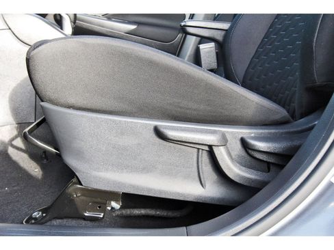 Used 2021 Nissan Kicks S image 29