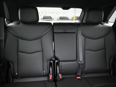 New 2025 Cadillac XT5 Luxury image 14
