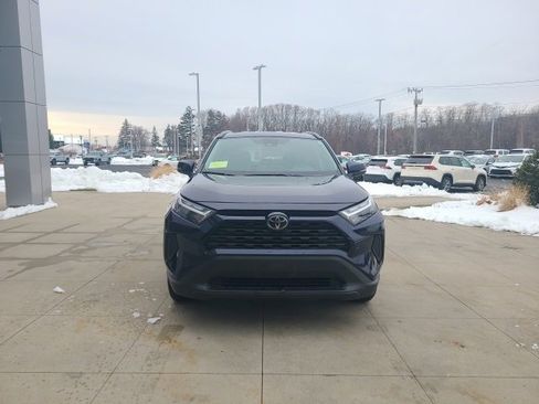 Used 2025 Toyota RAV4 XLE image 2