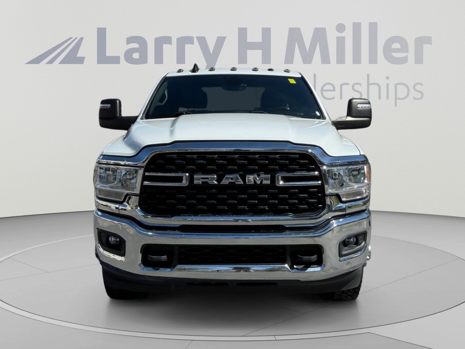 Used 2023 RAM 3500 Big Horn w/ Level 1 Equipment Group AWD/4WD image 8