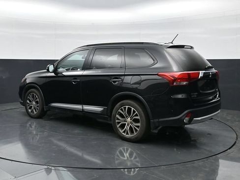 Used 2016 Mitsubishi Outlander AWD image 7