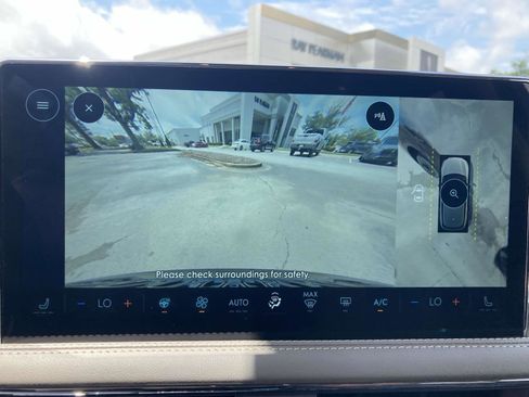 New 2025 Lincoln Corsair FWD w/ Equipment Group 101A image 22