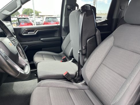 Used 2024 Chevrolet Silverado 1500 LT AWD/4WD image 26